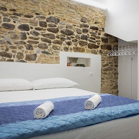 Insapria, Caressa De Mae Apartment Бордихера Екстериор снимка